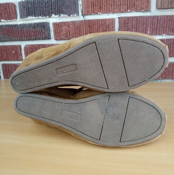 Bobs by Skechers High Notes Wedge Booties in Chestnut Suede Sz. 9.5 - Picture 6 of 7